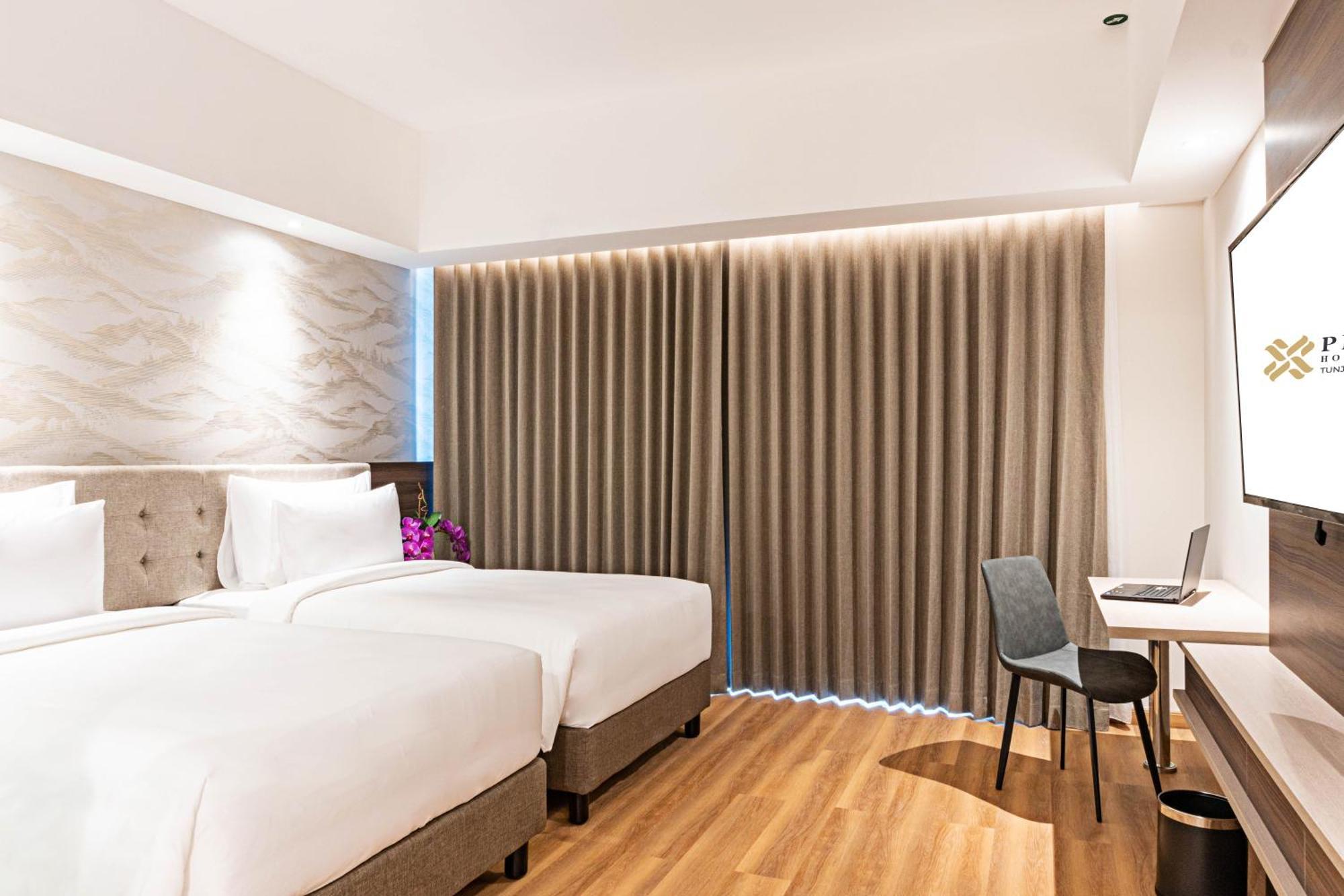 Platinum Hotel Tunjungan Surabaya Oda fotoğraf